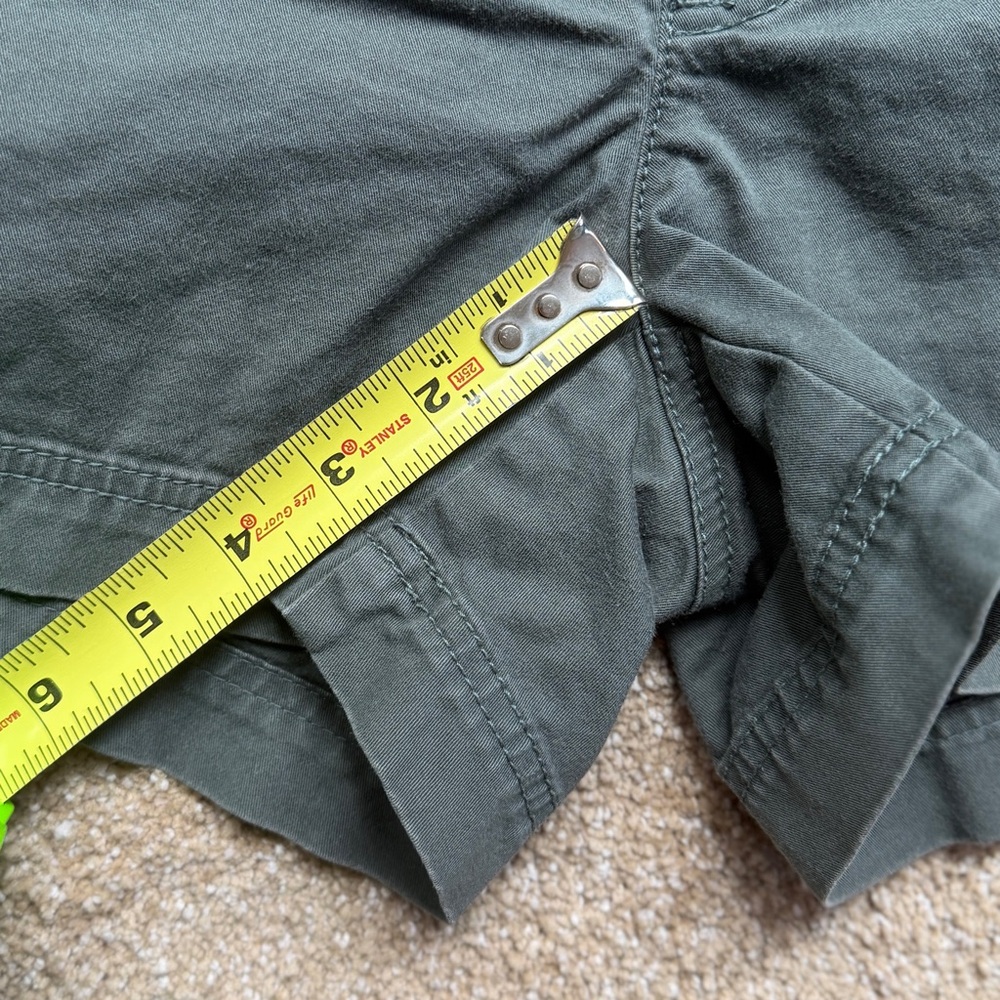 Athleta Olive Green Organic Cotton Utility Shorts Size 8 - Picture 10 of 12